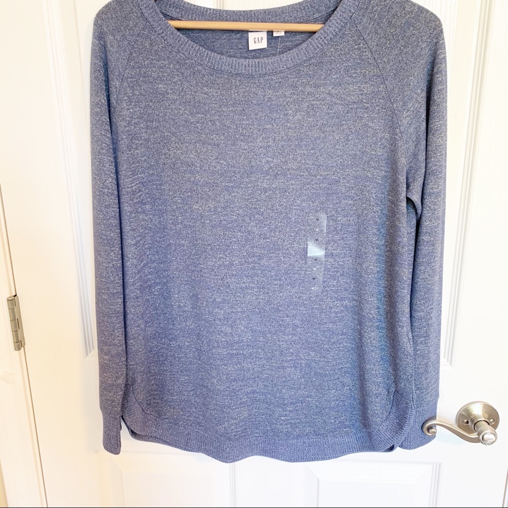 GAP LIGHTWEIGHT BLUE PULLOVER SWEATER SIZE MEDIUM